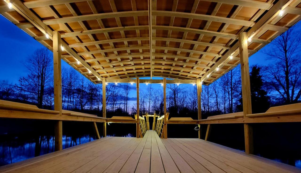 Shire Suite At White Lotus Eco Spa Retreat Stanardsville Екстер'єр фото